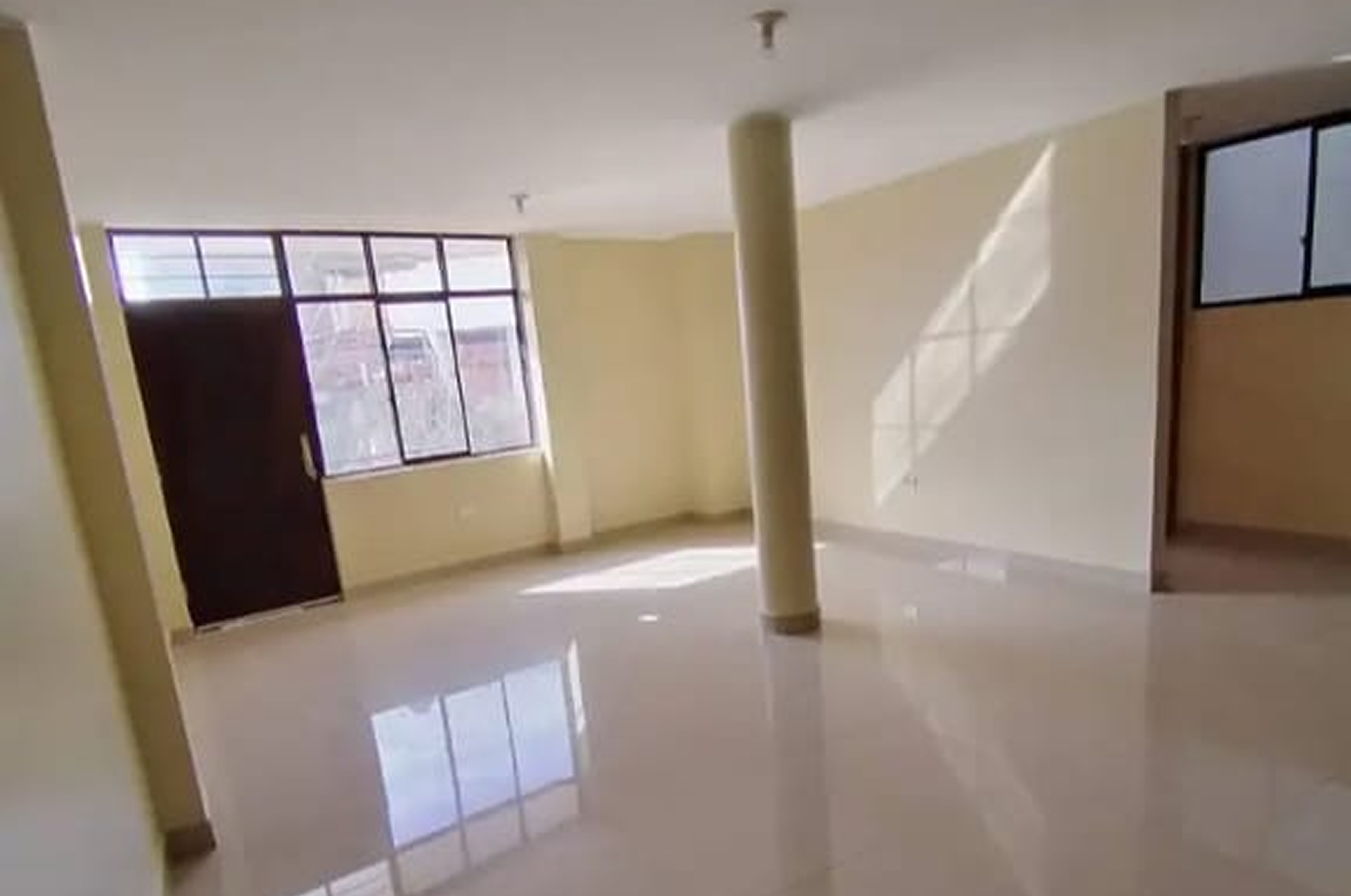 Departamento de 115 m² en venta – 3 dormitorios, 3 baños y balcón en Covica, El Tambo — foto 2