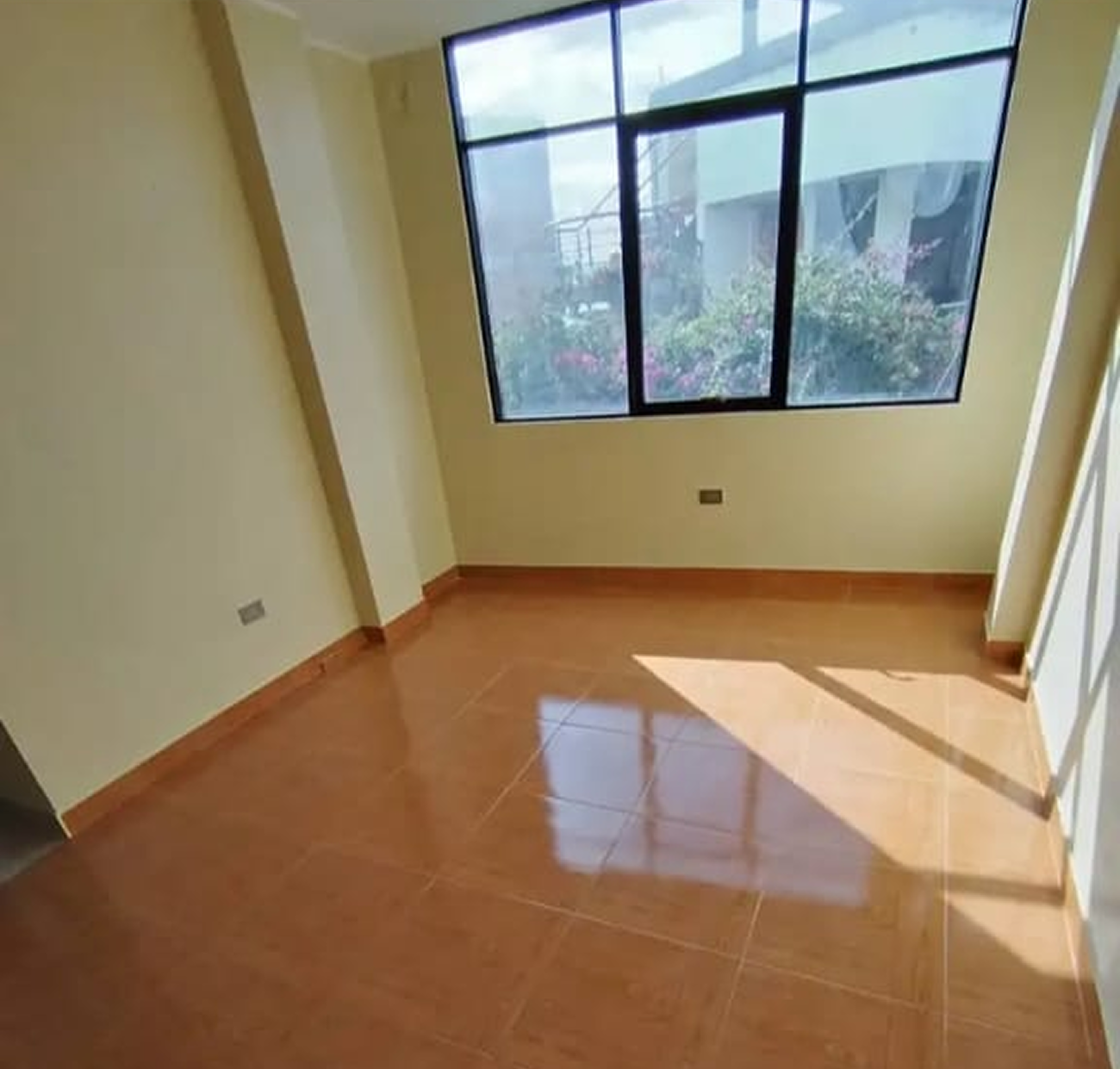 Departamento de 115 m² en venta – 3 dormitorios, 3 baños y balcón en Covica, El Tambo — foto 1